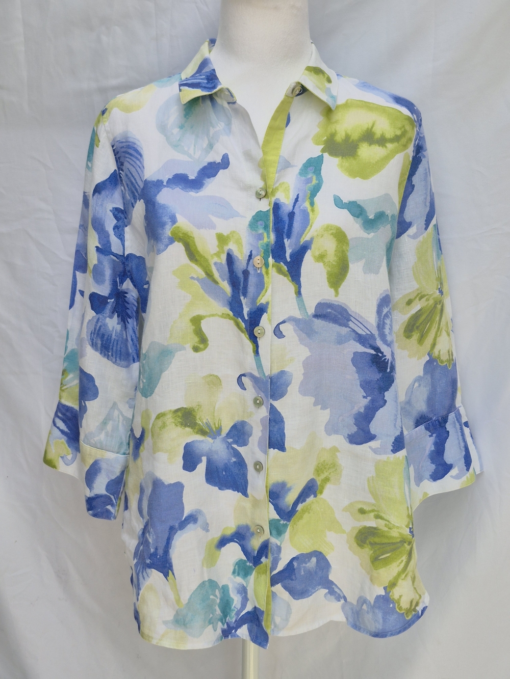 CHICO'S 100% LINEN Floral Button Down Shirt Top Multicolor Spring Size 0 (Small)